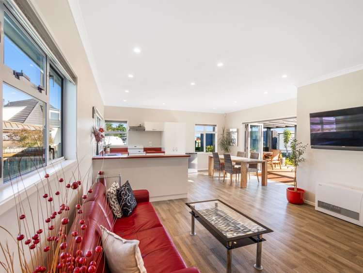 4 Iwiroa Terrace Durie Hill_9