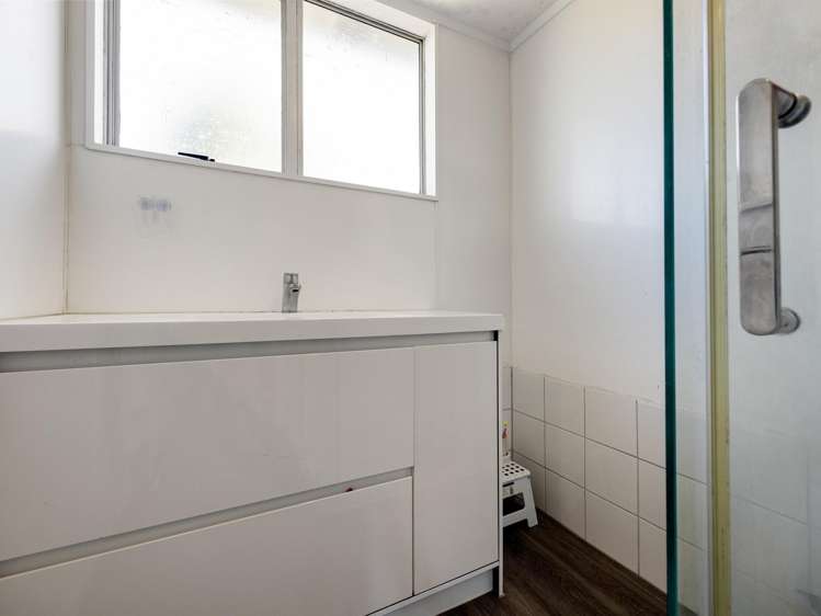 21B Dinsdale Road Dinsdale_12