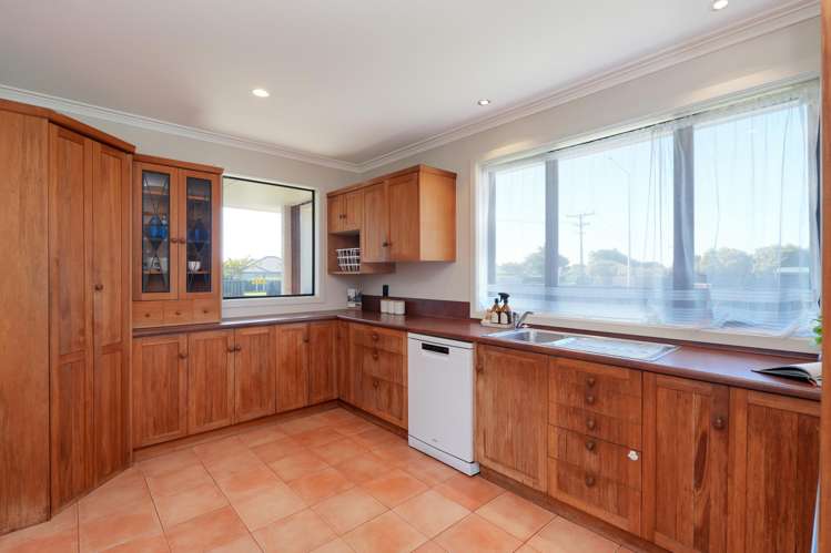 412 Saint Andrew Street Glengarry_2