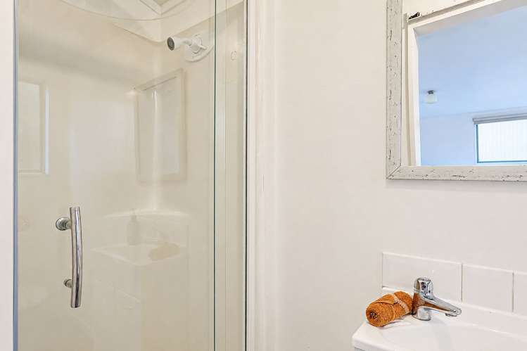 22 Mitcham Avenue Forest Lake_19