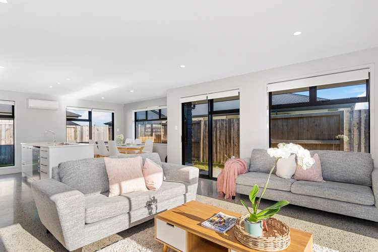 32 Rotomanu Place Pyes Pa_4