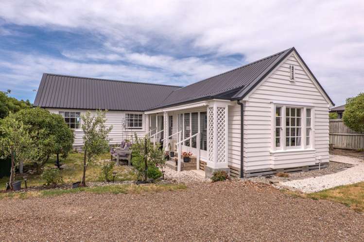 113 Poranui Beach Rd Little River_16