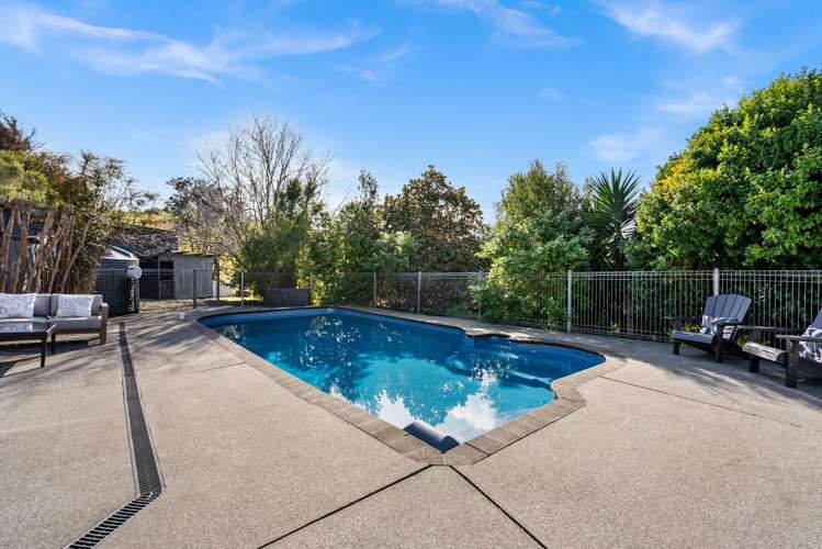 156 Valley View Road Otaika_9