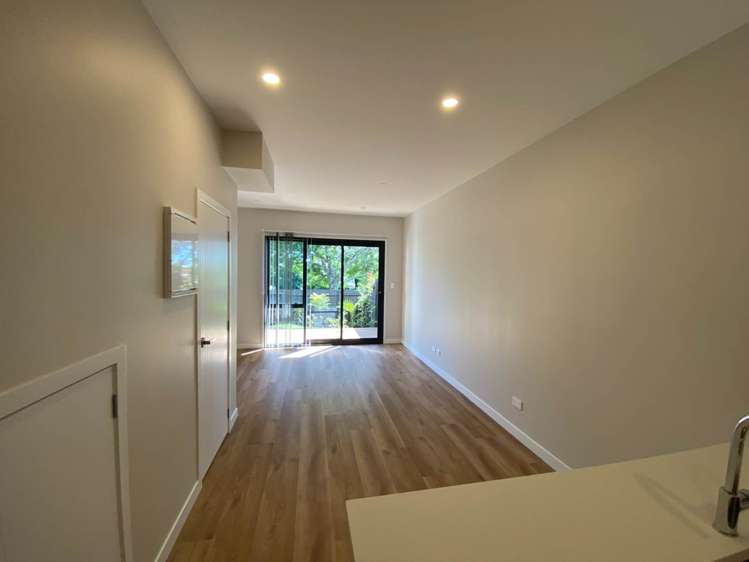 1/14A Diana Drive Glenfield_2