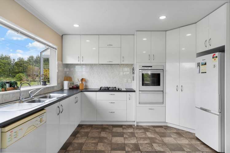 186 Charles Road Karaka_11