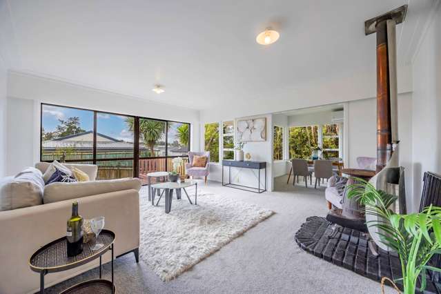 1/221 Wairau Road Totara Vale_2