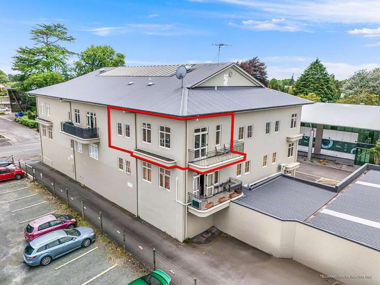 2E/11 London Street Hamilton Central_10