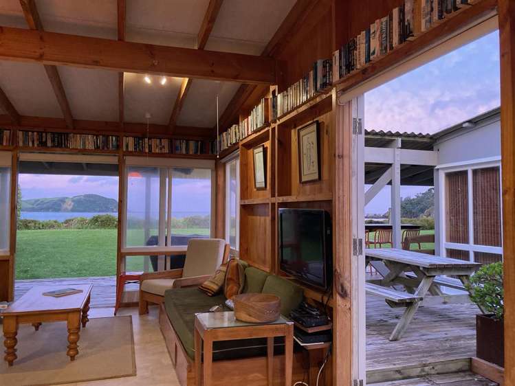 20A Owai Avenue, Teal Bay_0