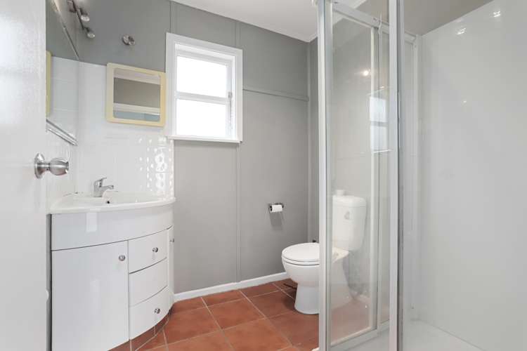 21 Parrs Cross Road Henderson_9