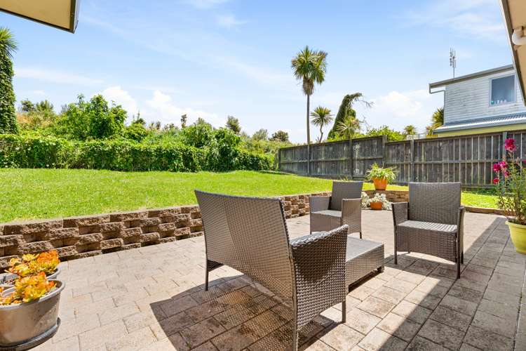 131 Portage Road New Lynn_14