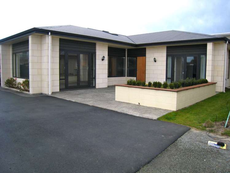 97B Avenue Road_0