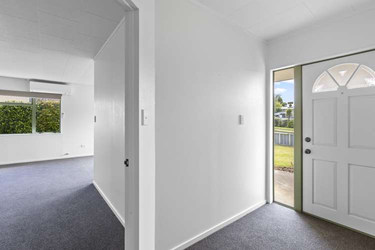 16 Hickford Place Okato_22