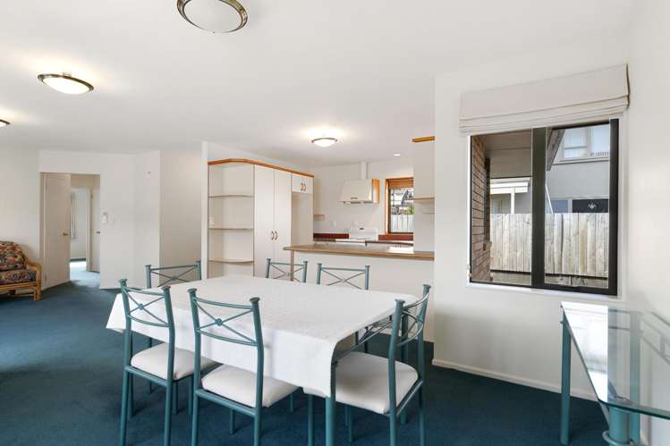 3 Barnaby Way The Wood_11