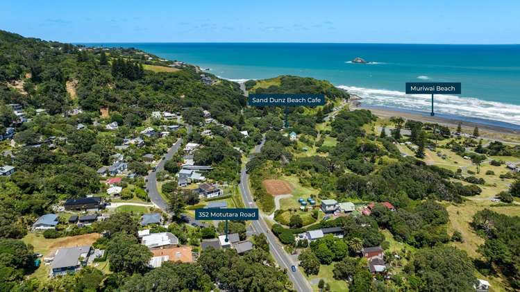 352 Motutara Road Muriwai_1
