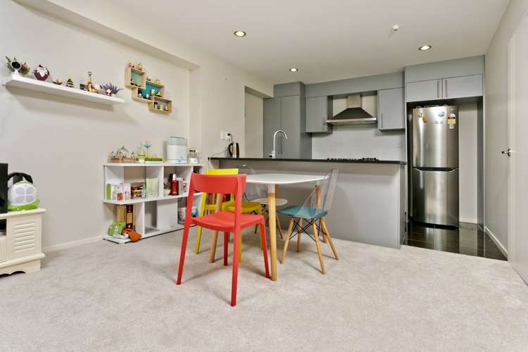 5/75 Tamahere Drive Glenfield_6