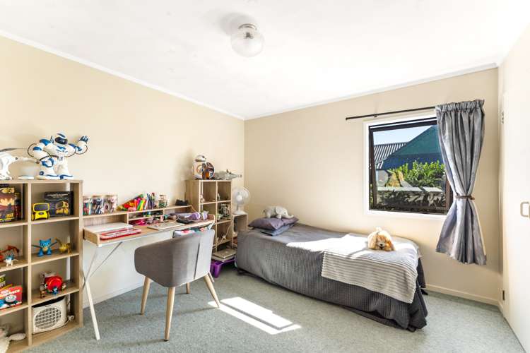 40 Farnham Drive Richmond_9