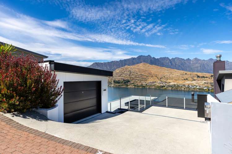 8A Olivers Place Queenstown_5
