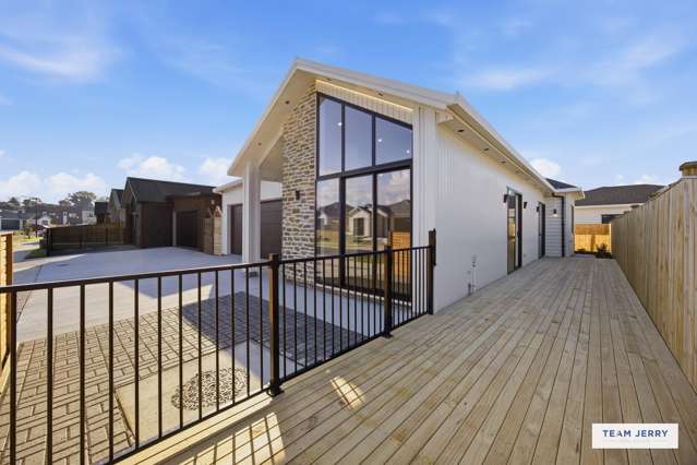 14 Tuwai Crescent Opaheke_4