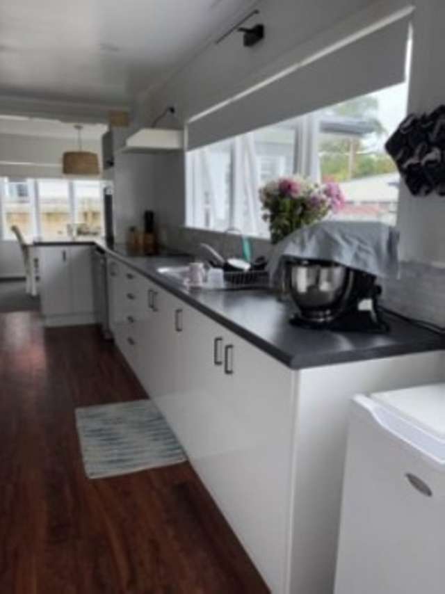 34 Barry Avenue 11597_1