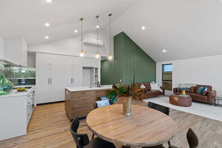 5 Pekapeka Lane Poike_13