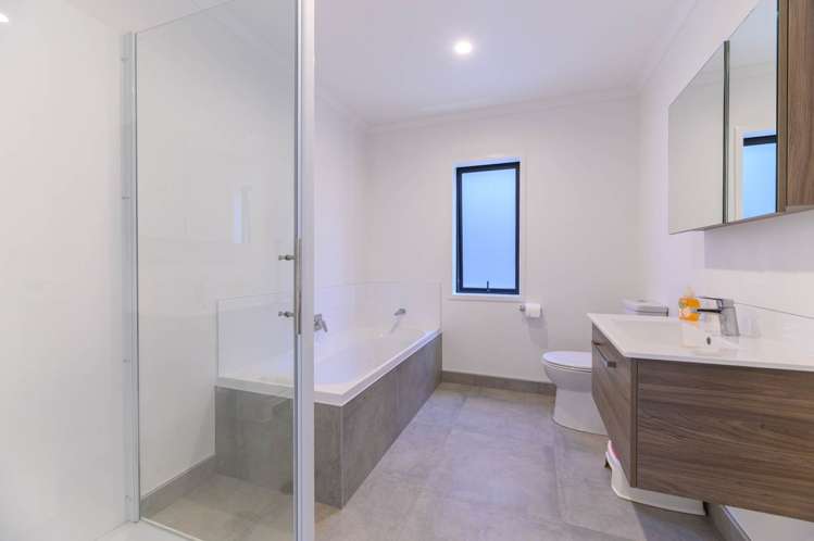 136a Leybourne Circle Glen Innes_10