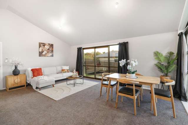 28 & 28 A Tavender Street Woolston_3