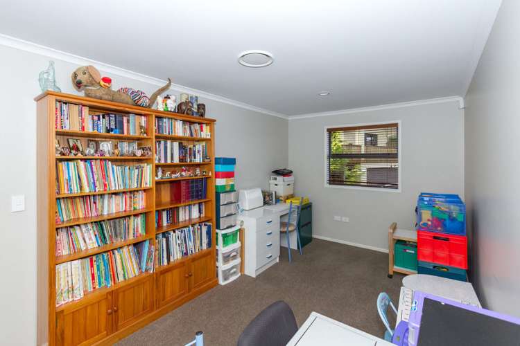 43 Heathfield Avenue Huntington_16