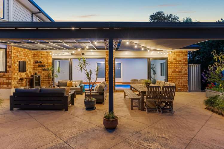 3 Traffic Road Greenhithe_1