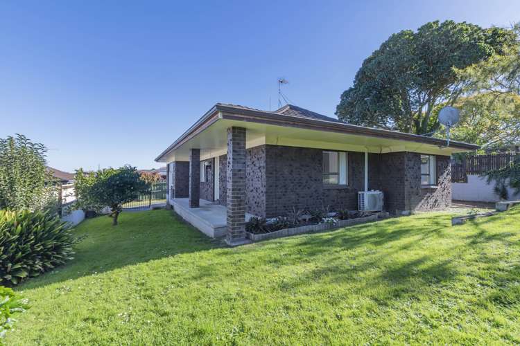 2/40 Gills Avenue Papakura_13
