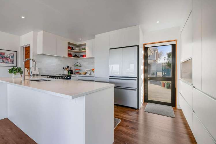 29 Mera Road Algies Bay_10