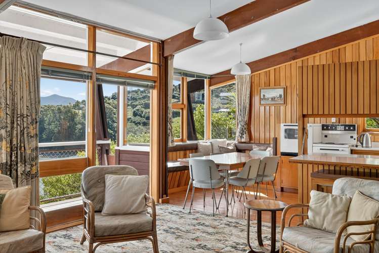 393 Marine Drive Charteris Bay_7