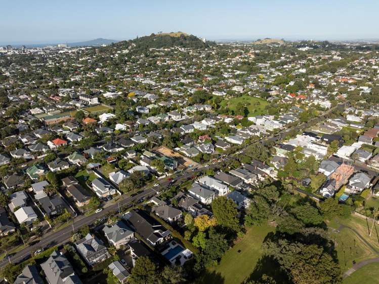 13 Dexter Avenue Mount Eden_27