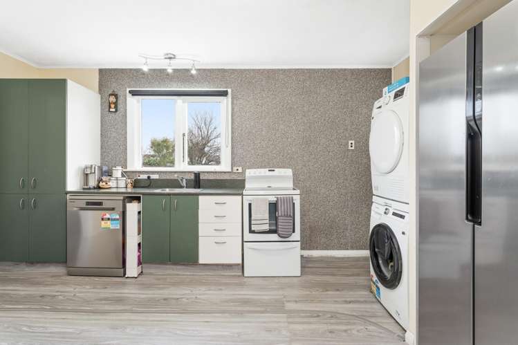 64 Bush Road Mosgiel_6