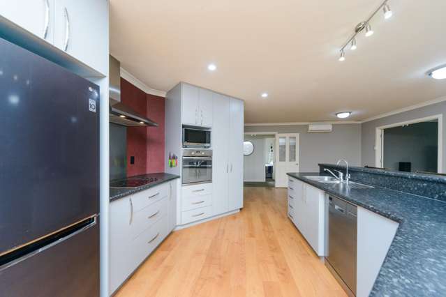 46 Peter Hall Drive Kelvin Grove_4