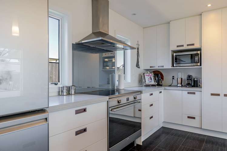 2 Morocco Terrace Kelvin Grove_12