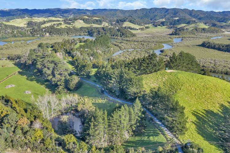 2044 Whananaki North Road Whananaki_40