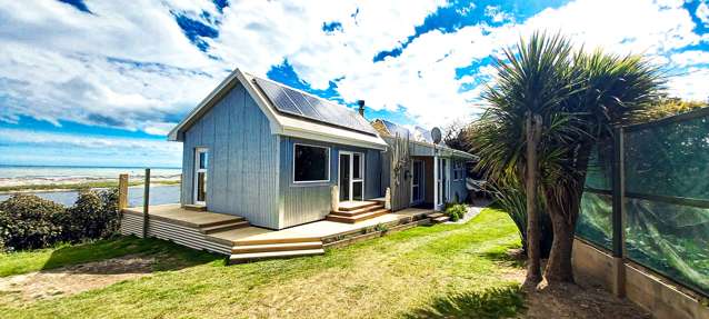 41 Bluecliffs Beach Road Tuatapere_1