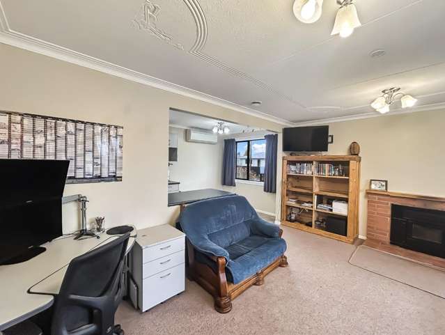 137 Edinburgh Crescent 2263_4