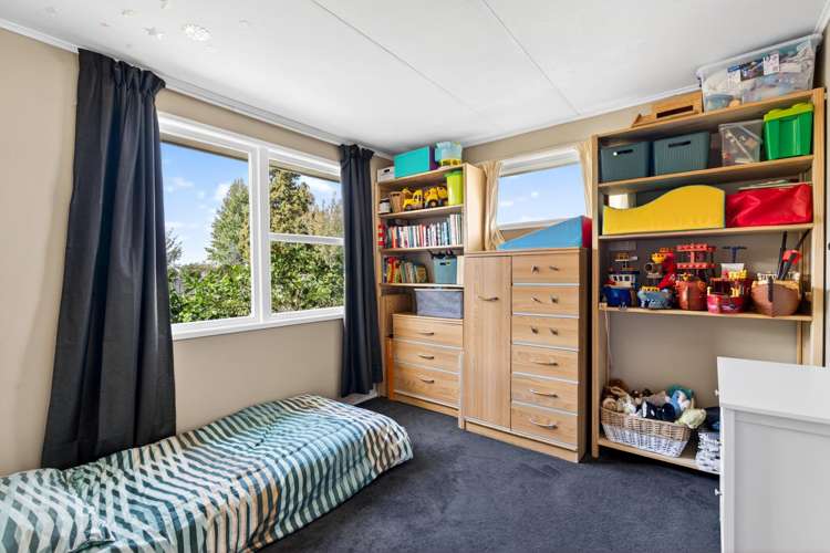 813 Willowpark Road South Akina_10