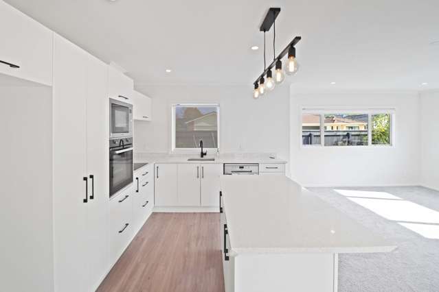 4 Martha Turnell Crescent 1302_1