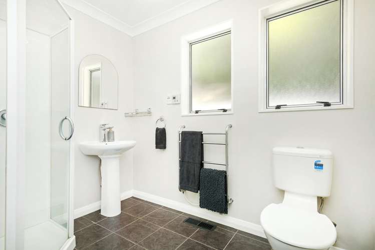 57 Holland Street Wainuiomata_16