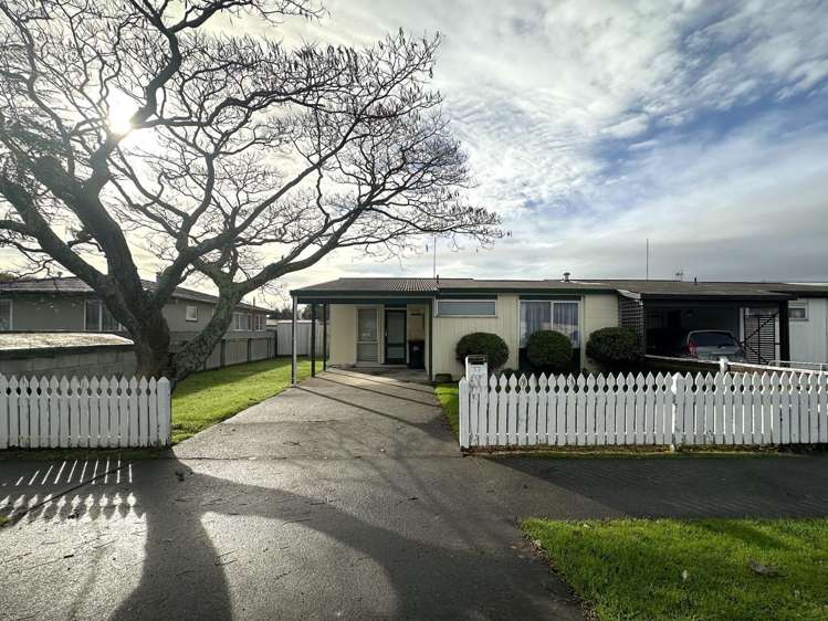 77 Botanical Road_0