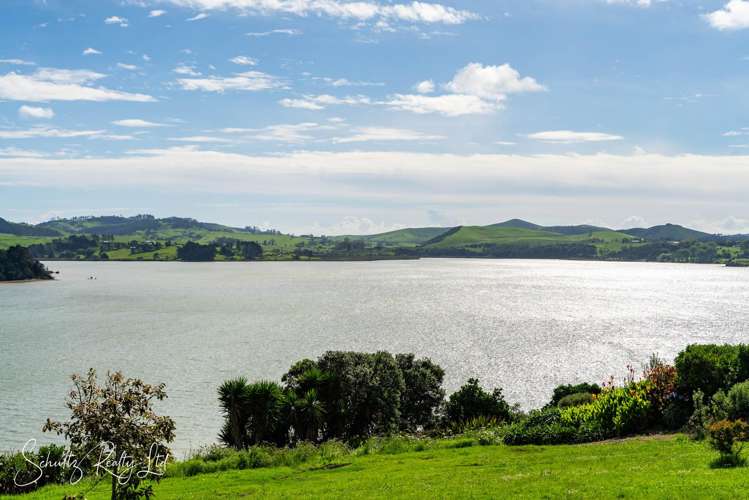 17 Kotare Crescent Pahi_6