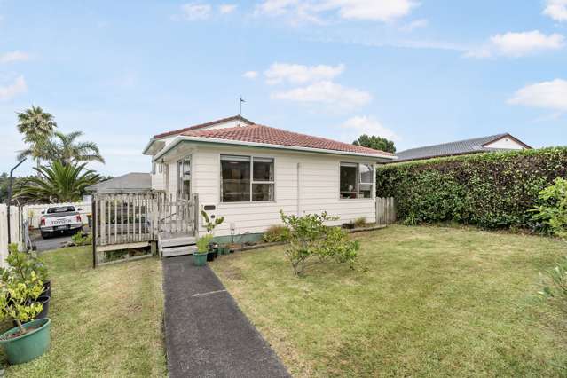 17 Cherry Tree Place Massey_1