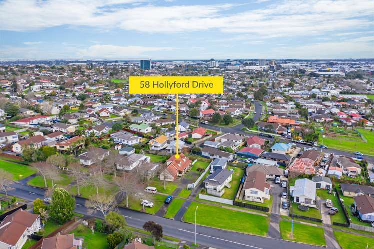 58 Hollyford Drive Clover Park_18