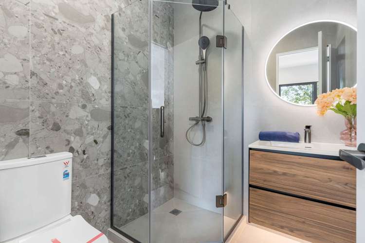 Lot 1-5/118 Chivalry Road Glenfield_15