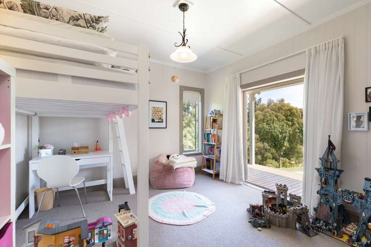 77 Fairbourne Drive Fairhall_15