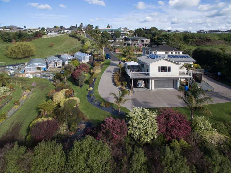 6 Greenstone Way Hairini_19