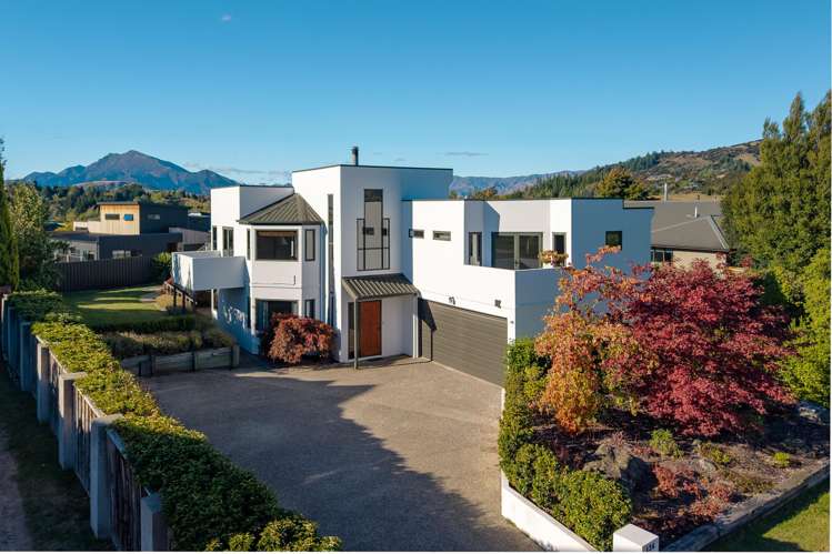 136 Mount Iron Drive_2