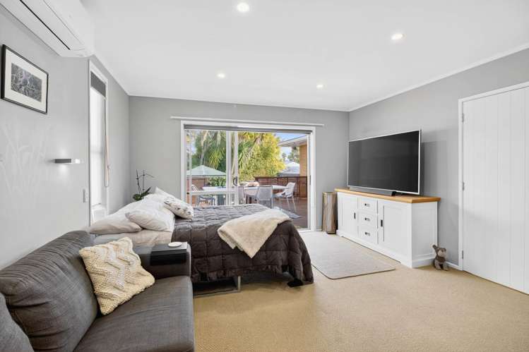 7 Tyrian Close Half Moon Bay_20